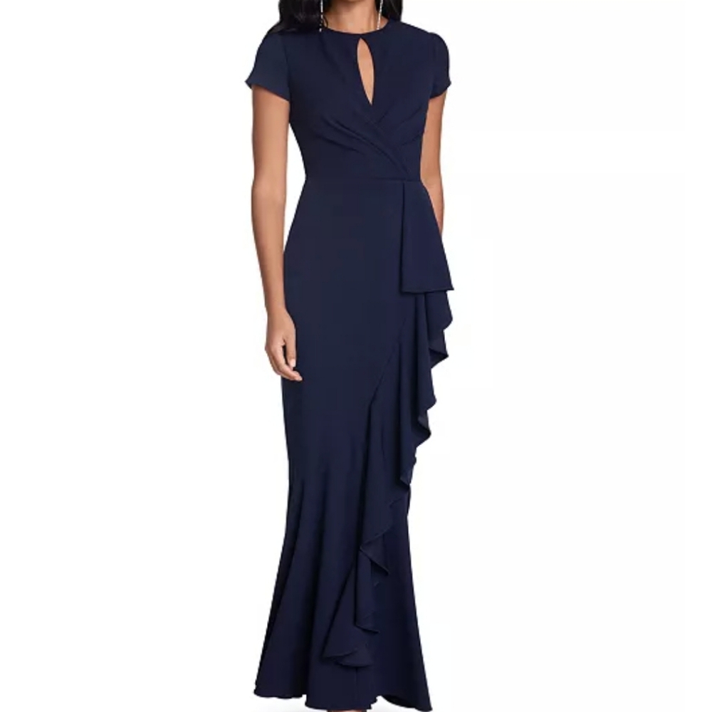 Betsy & AdamScuba-Crepe Keyhole Gown & Face Mask Sz‎ 6